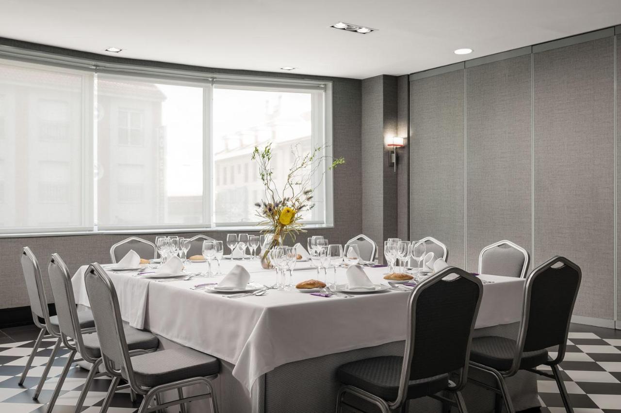 Hotel Asset Torrejon Torrejón de Ardoz Buitenkant foto